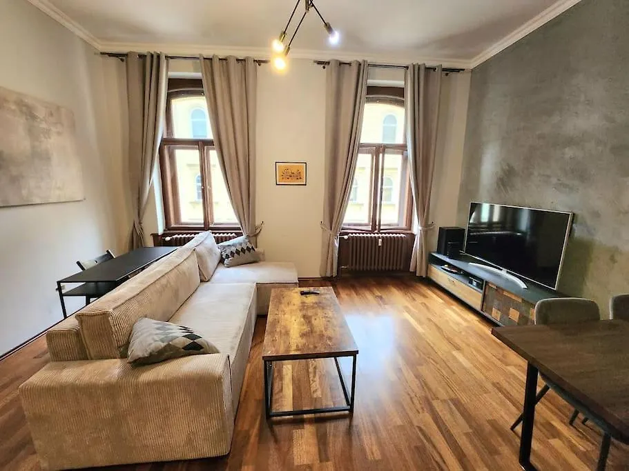 Spacious Apartment 6Min From The Dancing House プラハ チェコ